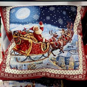 **SOLD**Viral Christmas Caldeira Santa Sleigh Pillow